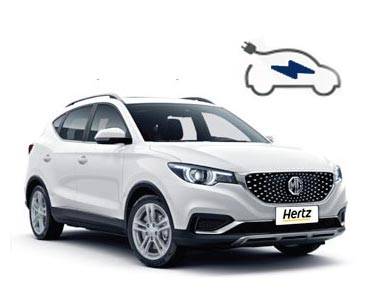 La MG ZS EV est un modèle de SUV électrique disponible à la location en Guadeloupe, Martinique et Guyane dans le réseau Hertz